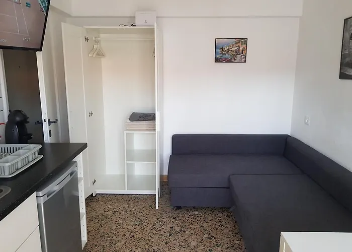 Appartement With Two Near The *
